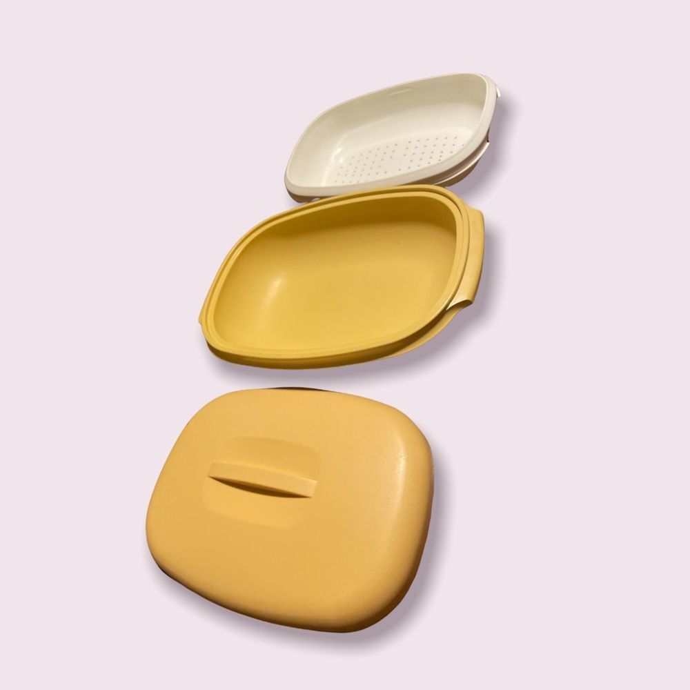 Tupperware - Picture 4 of 5